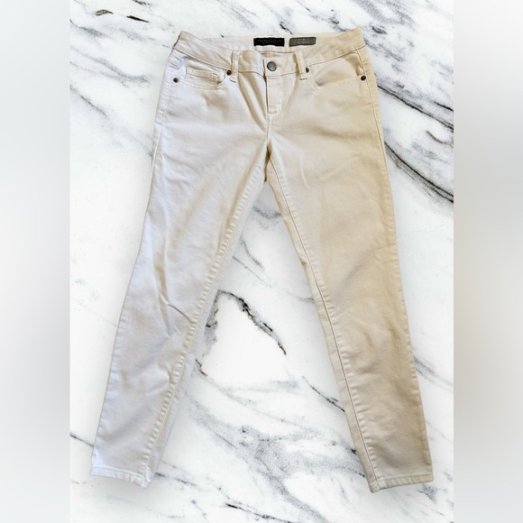 Aeropostale Denim - Ae’ropostale Woman’s 6 White Ankle Jegging Jeans